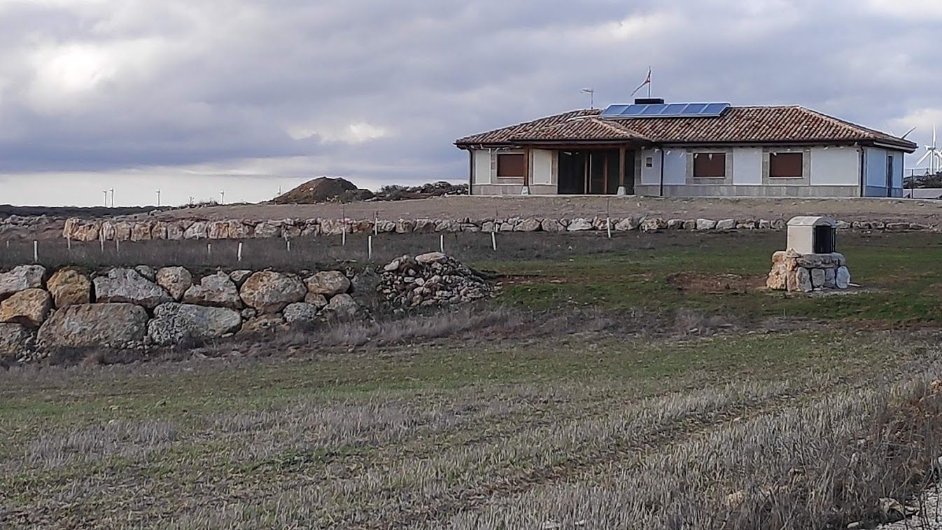 ALBERGUE FUENTE SIDRES